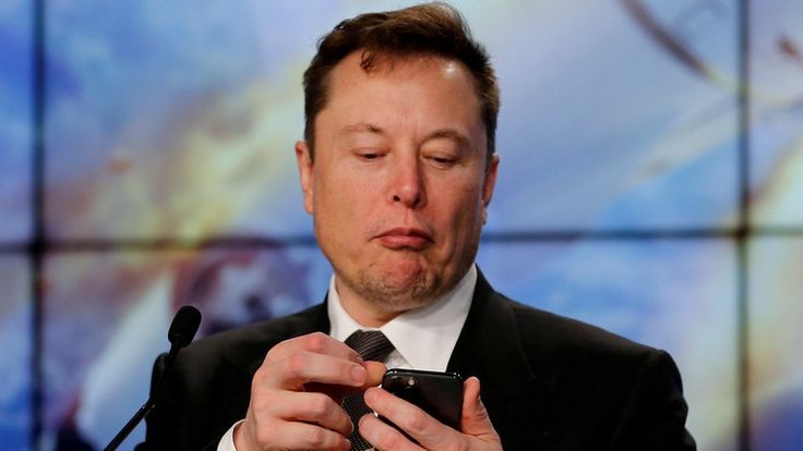  The deal gives Elon Musk's SpaceX the ability to enter the 5G cellphone and broadband markets
