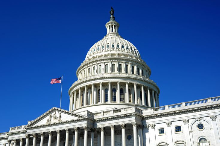The U.S. Congress moved closer to averting a federal government shutdown after House and Senate leaders introduced a short-term continuing resolution to fund government operations beyond the looming fiscal deadline.